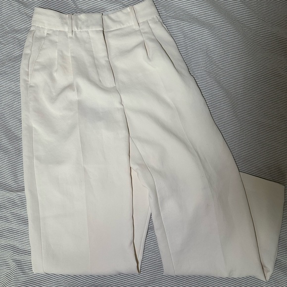 Wilfred Effortless Pant in Light Birch - Picture 2 of 2